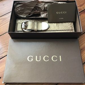 Authentic snakeskin Gucci clutch